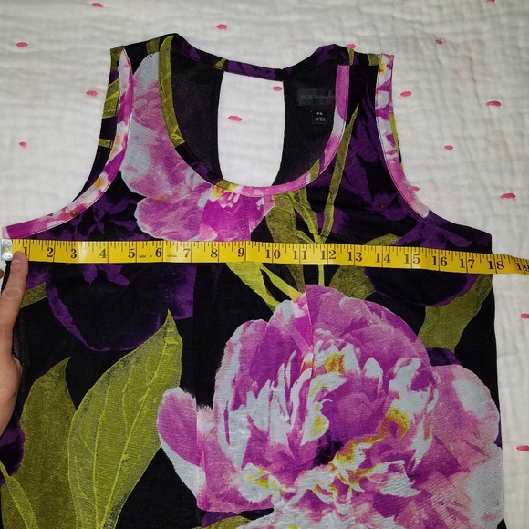 Woman's🌺dressy SP tank top - Picture 4 of 6